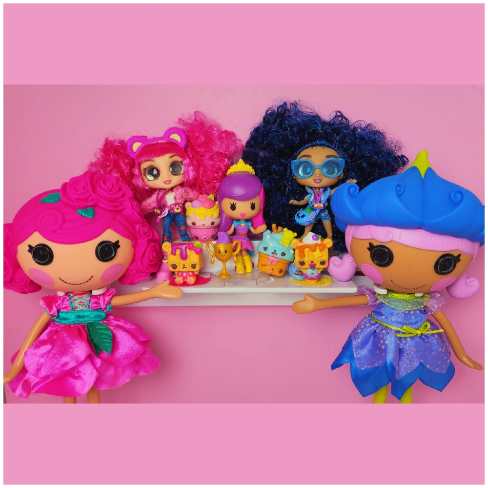 MIXED SET #2 - 3 Customizable Display Shelves ABS Plastic (1 Short & 1 Long Ledge, 8 Reversible Holders, 7 Doll Hooks) - Image 29