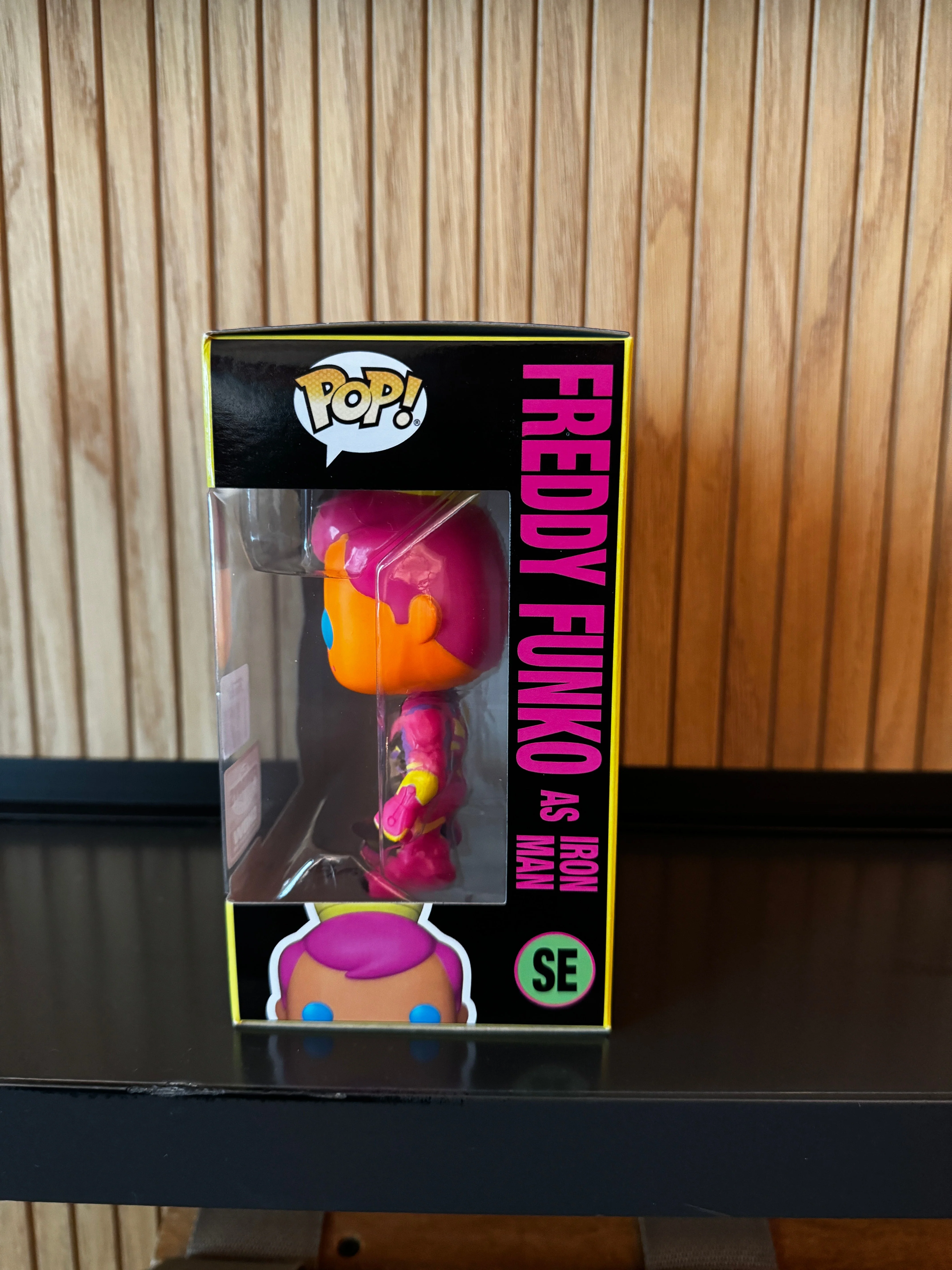 Funko Fundays Experience 2025: Pop! Originals MARVEL Freddy Funko as Iron Man (Blacklight) LE500 - Image 5