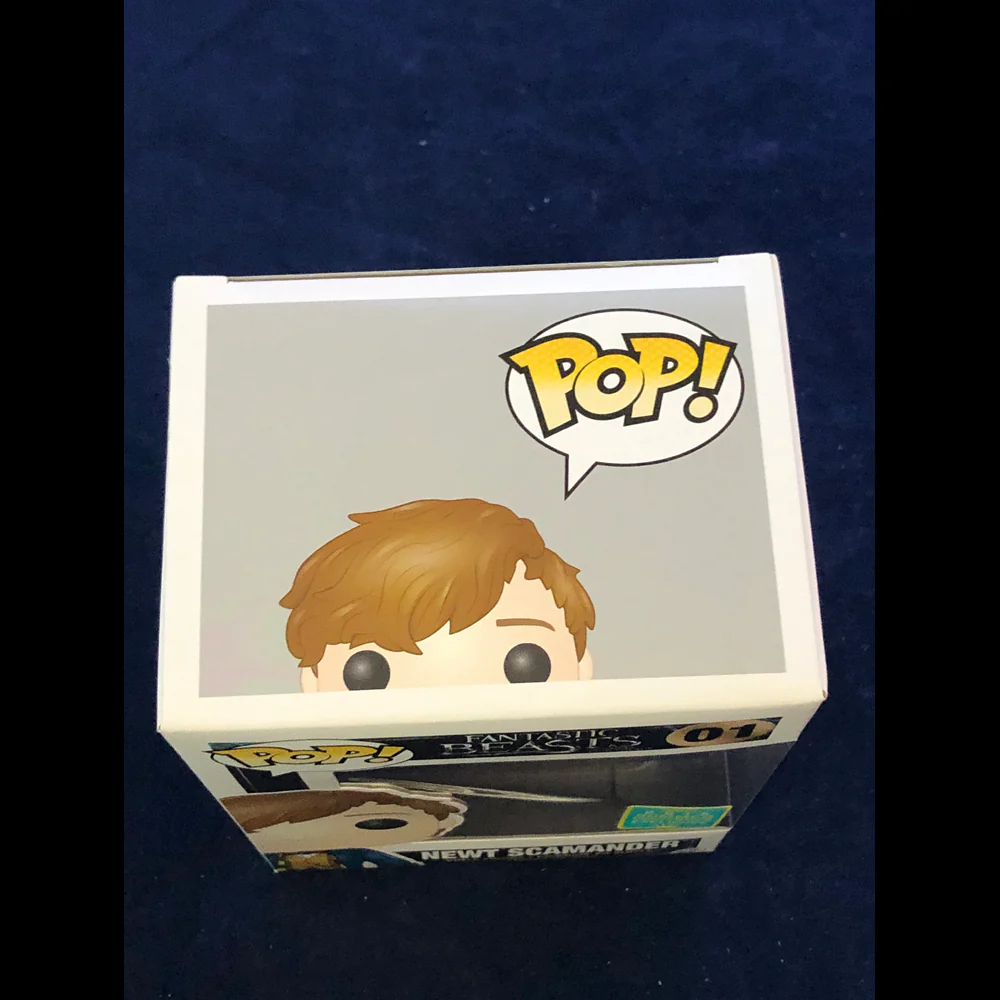 Funko Pop Harry Potter Newt Scamander Suitcase Summer Convention - Image 6