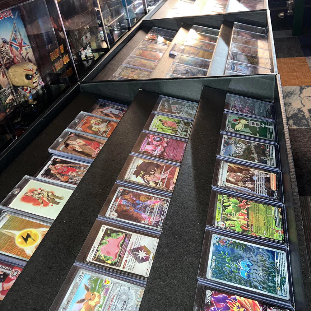 **PRE-ORDER ETA LATE MARCH** KUBBIE TCG (3 Row) - Display Case for Trading Card Games, Wall Mountable & Stackable Shelf (Cardboard) - Image 11