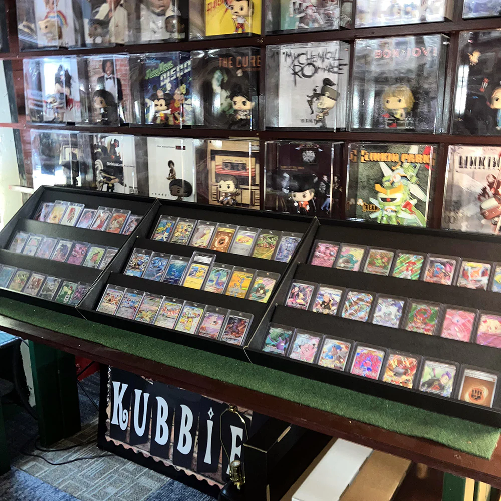 **PRE-ORDER ETA LATE MARCH** KUBBIE TCG (3 Row) - Display Case for Trading Card Games, Wall Mountable & Stackable Shelf (Cardboard) - Image 9