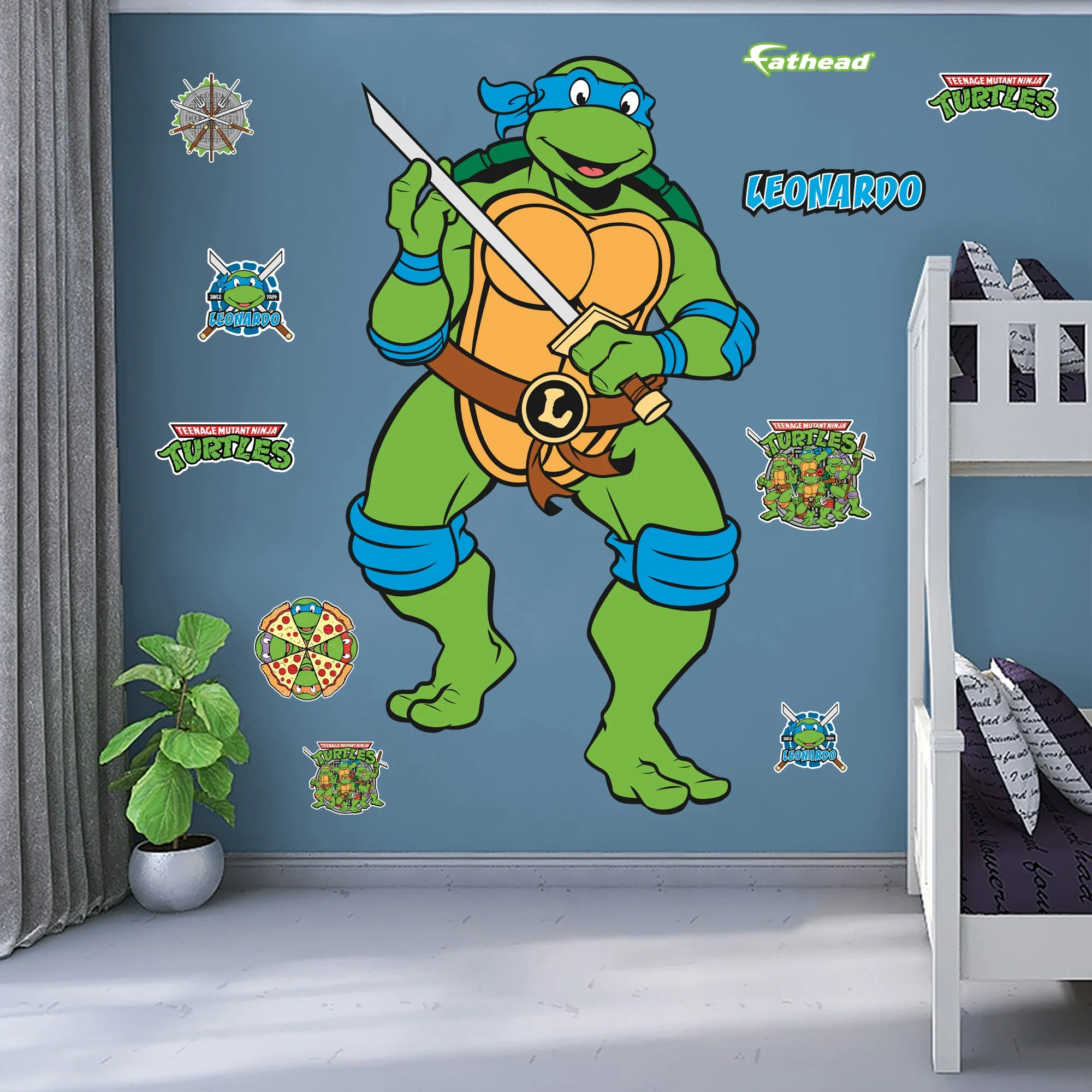 Leonardo - Teenage Mutant Ninja Turtles - RealBig Classic Collection - Official Nickelodeon - Reusable Vinyl Wall Decals - Image 2
