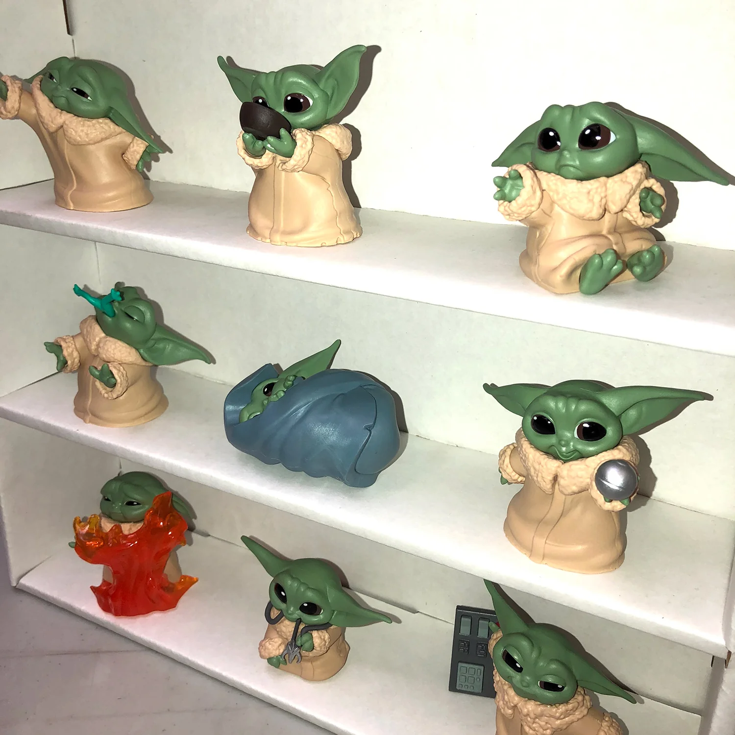 **DISCONTINUED** MINI - Display Case for The Bounty Collection, Wall Mountable & Stackable, Corrugated Cardboard - Image 3