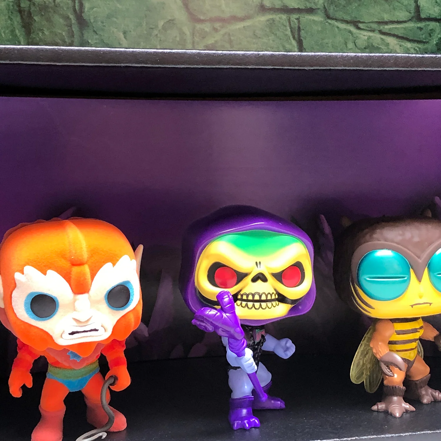 **DISCONTINUED** MOTU CASTLE - Display Case for Funko Pops with 3 Backdrop Inserts, Corrugated Cardboard - Image 11