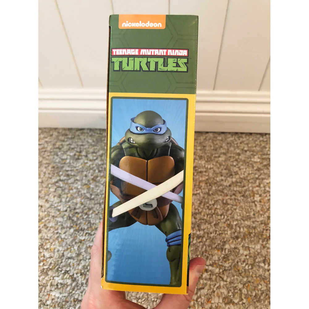 NECA TMNT Leonardo vs Shredder Target - Image 3