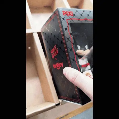 GRAIL KUBBIE BROWN (3x2) - In Box Display Case for Thrilljoy Pix (Cardboard) - Image 3