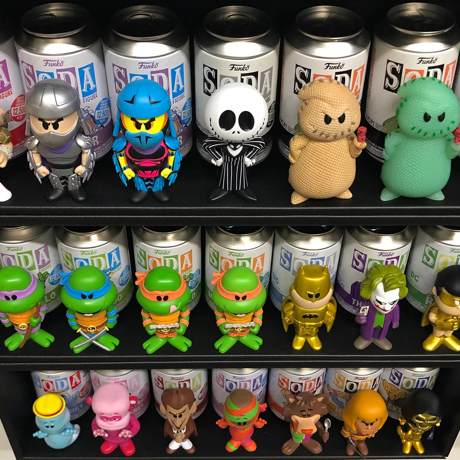 **DISCONTINUED** SODA - Single Row Display Case for Funko Soda, Wall Mountable & Stackable Pop Shelf (Cardboard) - Image 22