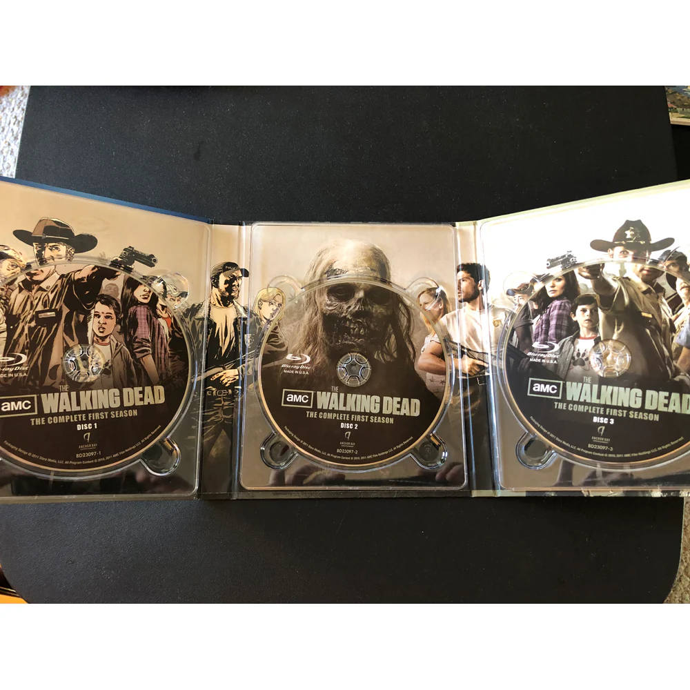 The Walking Dead Season 1 Special Edition Blu-ray - Image 3
